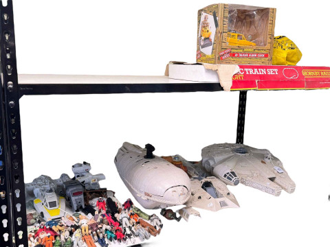 Good collection of Star Wars toys including Millennium Falcon, Rebel Troop...