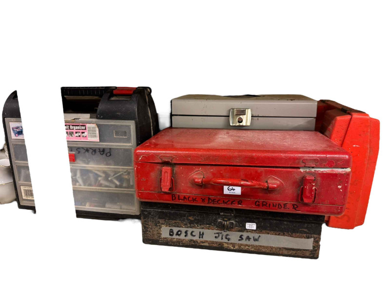 Collection of Les Petits diecast vehicles, Corgi MG, Jaguar car mascot, military cloth patches, tools, grinder, etc.