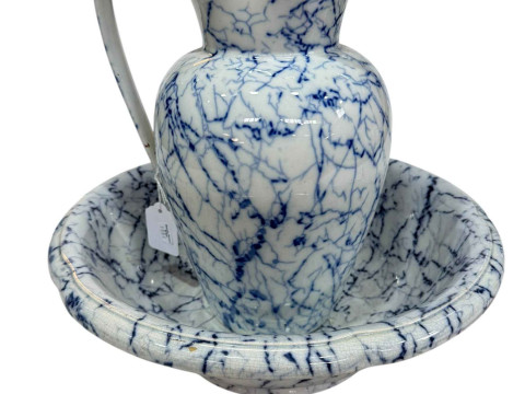 Davenport jug and bowl set.