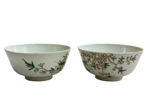 Pair of Chinese bowl with bird in tree decoration, 11.5cm diameter.