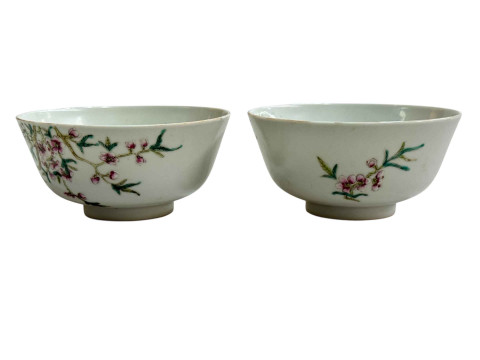 Pair of Chinese bowl with bird in tree decoration, 11.5cm diameter. thumbnail