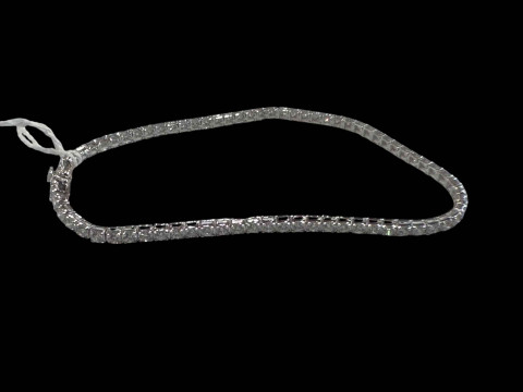 18 carat white gold diamond tennis bracelet, total diamond content 2.52...