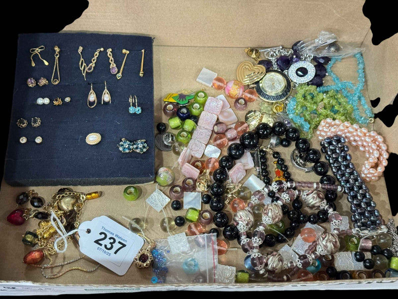 Collection of 9 carat gold earrings, necklace and two bracelets, bead necklaces, etc.