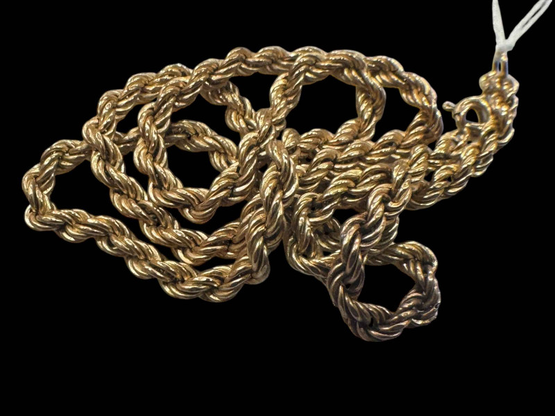 9 carat gold rope twist necklace.