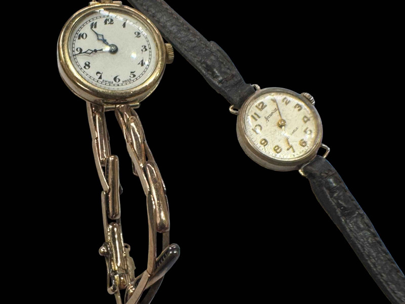 Two 9 carat gold ladies wristwatches.