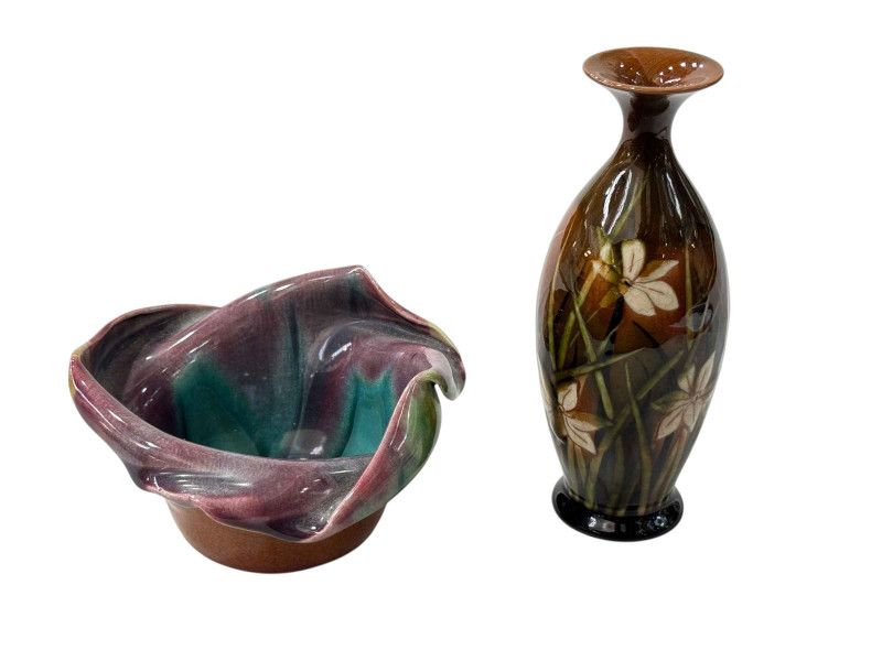 Linthorpe bowl 874 and vase 1212.