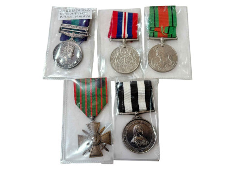 Collection of medals including QEII Malaya named to 22427179 PTE. C. COULTHARD...