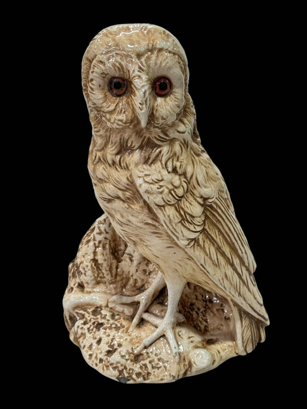 Large Bretby Owl figure.