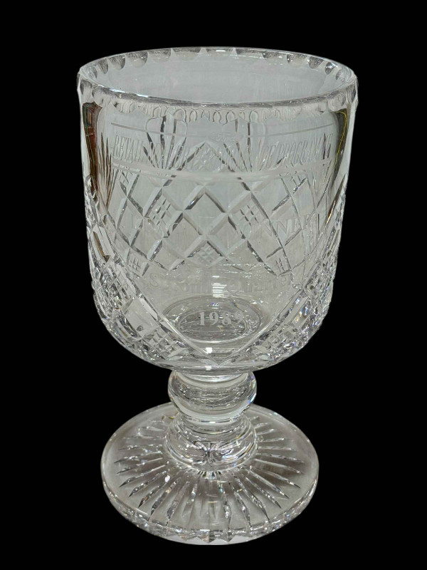 Large Tudor Crystal Goblet 'Ford Retail Dealer League Winner 1989', 27cm high.