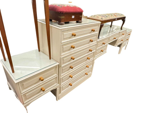 Contemporary white four piece bedroom suite comprising triple mirror five...