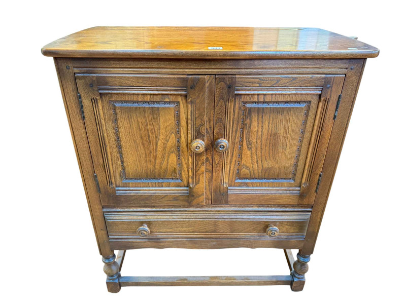 Ercol Old Colonial credence cabinet 87.5cm by 79cm by 43cm.