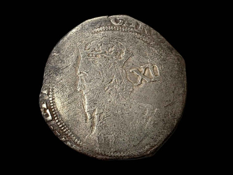 Charles I (1625-1642) silver shilling. thumbnail
