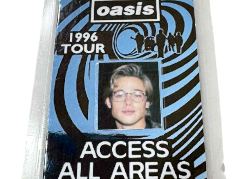 Oasis VIP pass 1996 - Laminated.