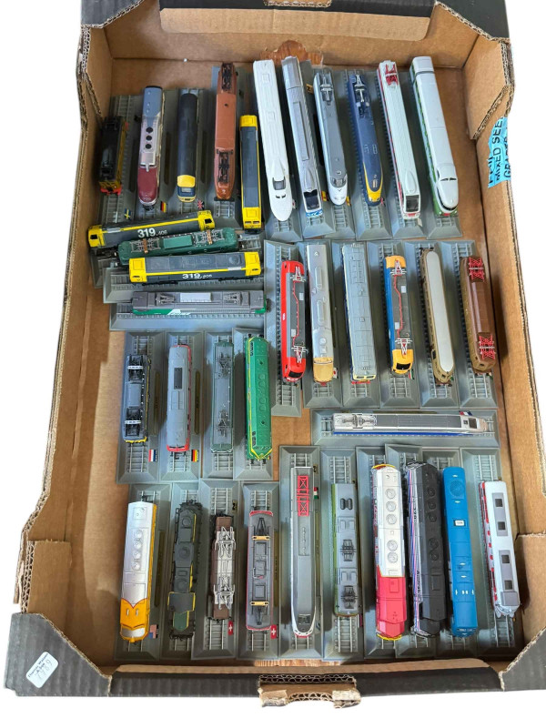 Diecast aeroplanes, railway models, HMS Victory by Heller, etc.