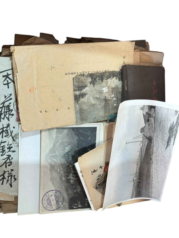 Box including photographs, postcards, ephemera, etc.