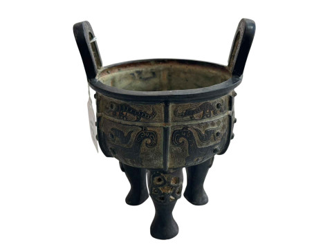 Bronze two handled three legged censor, 17cm.
