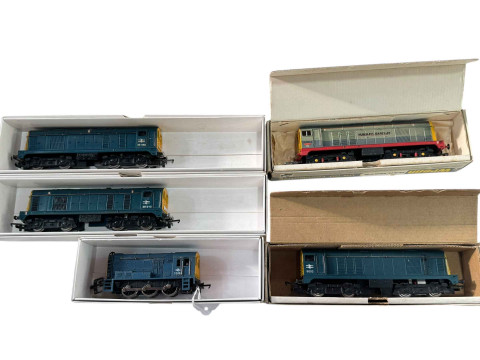 Five Wrenn diesel locomotives (4 x Class 20, 1 Shunter).