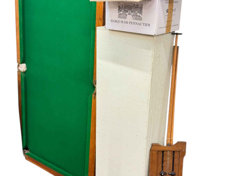 Vintage oak framed 5ft by 2ft6 slate bed table top snooker table, cues,...