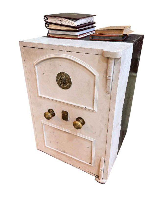 Hamilton & Co floor safe and key, 92cm by 64.5cm by 63.5cm.