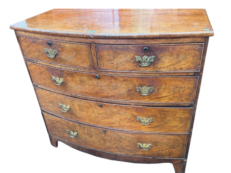 Victorian mahogany bow front chest of two short above three long graduated drawers on bracket feet, 96cm by 104cm by 52cm.