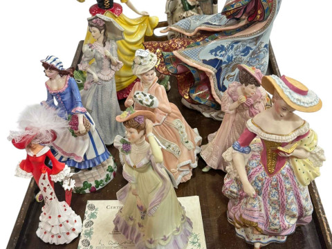 Wedgwood, Franklin Mint and other figures (10).