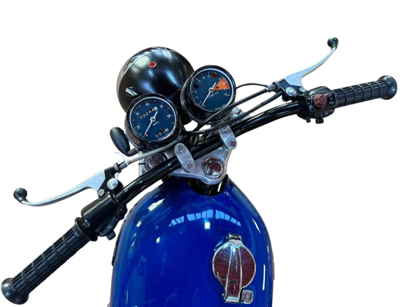 Honda CB250 K4 Motorcycle, Registration Number HFN 629L, first date of registration 25-04-1973, beautifully restored with freshly powder coated wheels, new spokes and bearings front and rear, jack seals, brake shoes, headstock bearings, the bike has electric start button and good compression.