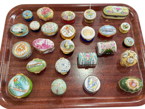 Collection of enamel pill boxes including Halcyon Days and Crummies.