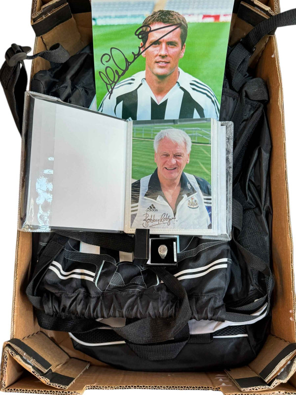 Newcastle United memorabilia including Bags, Autograph album and photos, etc.
