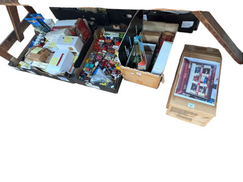 Large collection of Matchbox model vehicles, etc.