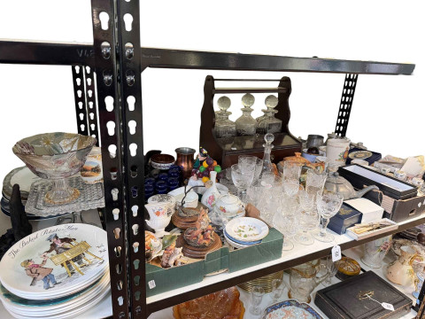 Collection of assorted glass and china including Royal Doulton The Old...