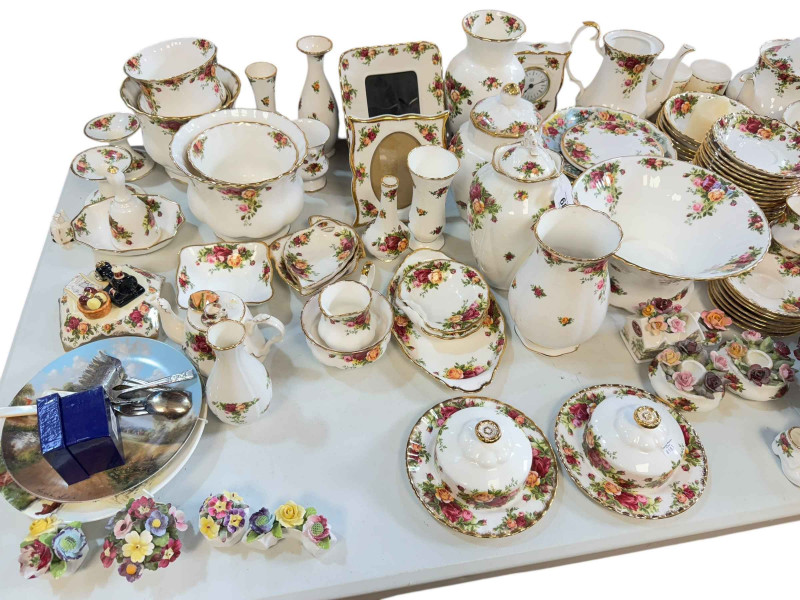 Large collection of Royal Albert Old Country Roses including dinner and teaware, vases, clocks, telephone, planters, posies, etc.