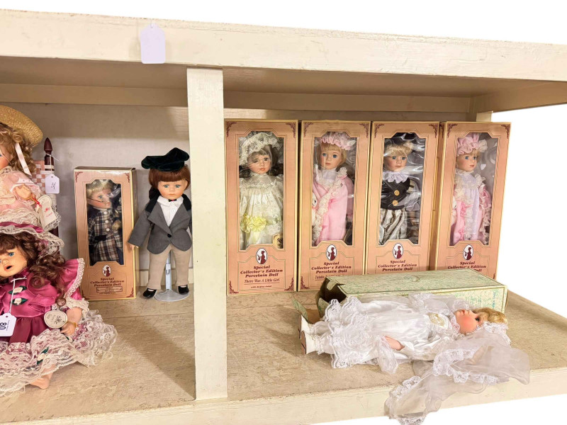 Collection of mainly boxed porcelain dolls including Albernon, Regency Fine Arts, Leonardo, etc.