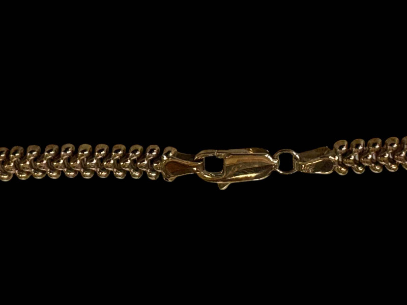 9 carat gold mesh link necklace.