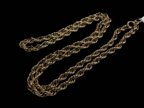 9 carat gold rope twist necklace, 46cm length.