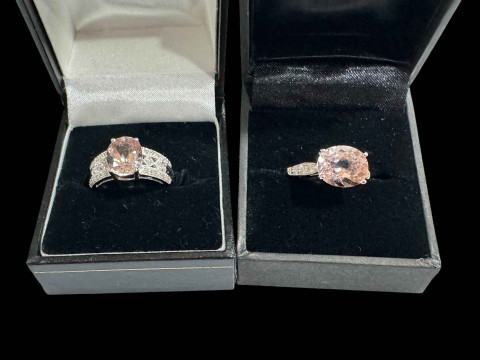 Two 9 carat white gold dress rings.