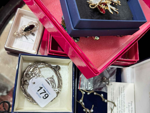 Jewellery including silver, Butler & Wilson necklaces and brooch, jet...