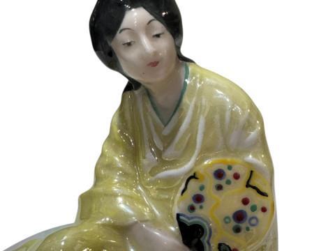 Rare Royal Doulton 'Japanese Fan' lidded powder bowl, HN405.