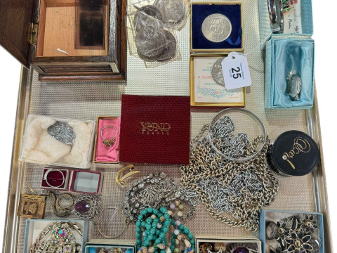 Collection of costume jewellery including brooches, necklaces etc, 1977...