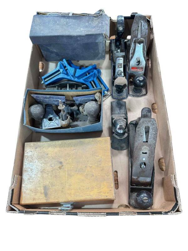 Various wood planes, router bits etc.