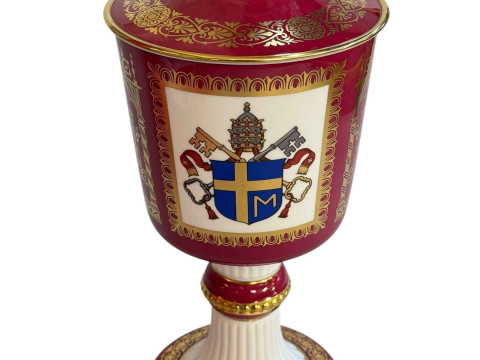 Large Spode limited edition 'The Papal or Vatican Chalice' No. 29 of 500, with certificate. thumbnail