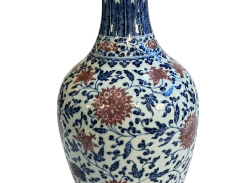 Large Chinese blue and white vase with red flowers, 38.5cm. thumbnail