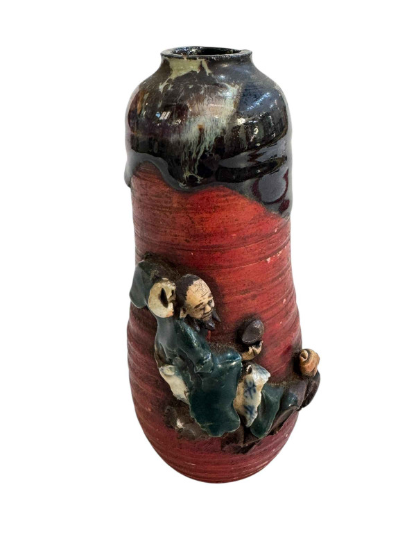 Japanese Sumida Gawa vase, 14.5cm.