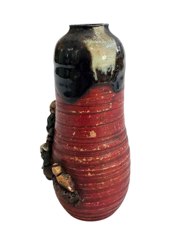 Japanese Sumida Gawa vase, 14.5cm.