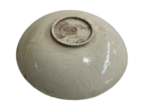 Chinese Ding ware saucer dish, 20cm dia. thumbnail