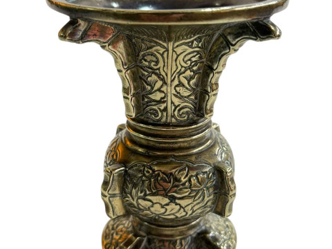 Chinese bronze Gu vase, 15cm.