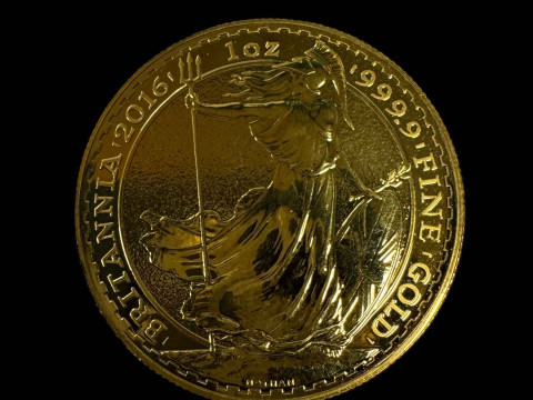 Britannia 2016 1oz fine gold 999.9 One Hundred Pound coin. Buyers Premium is 20% plus VAT on this lot. thumbnail