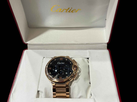Replica Cartier gent's wrist watch.