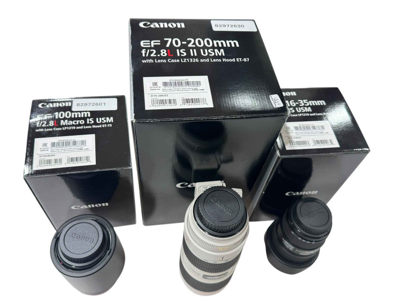 Canon EOS 70 D camera, together with lenses including Canon EF 70 - 200mm, EF 100mm and EF 16-35mm.