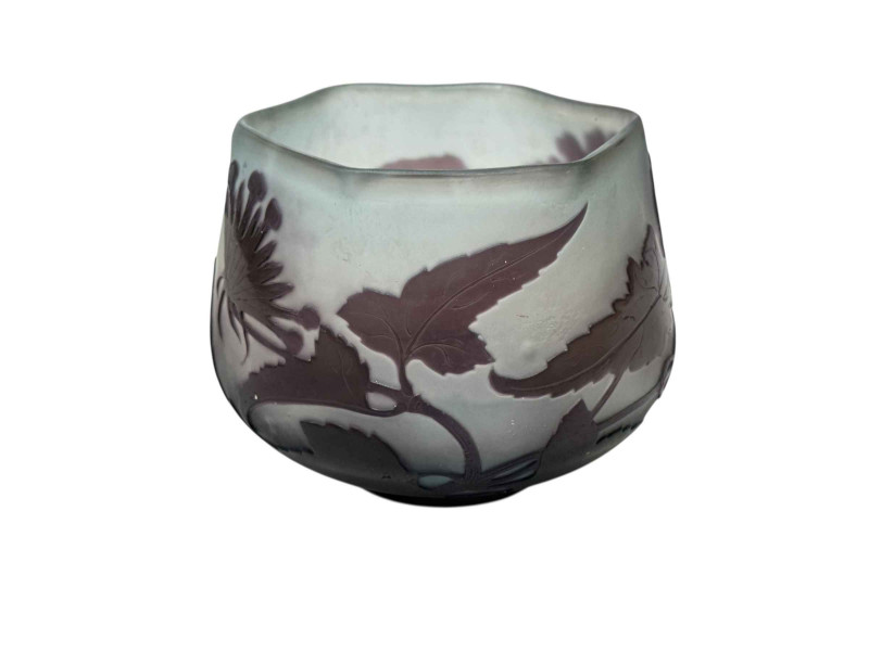 Gallé vase with hexagonal neck, 10cm.