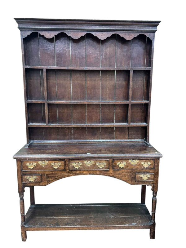 Georgian oak five-drawer potboard dresser and rack 213 x 138 x 42.5cm.